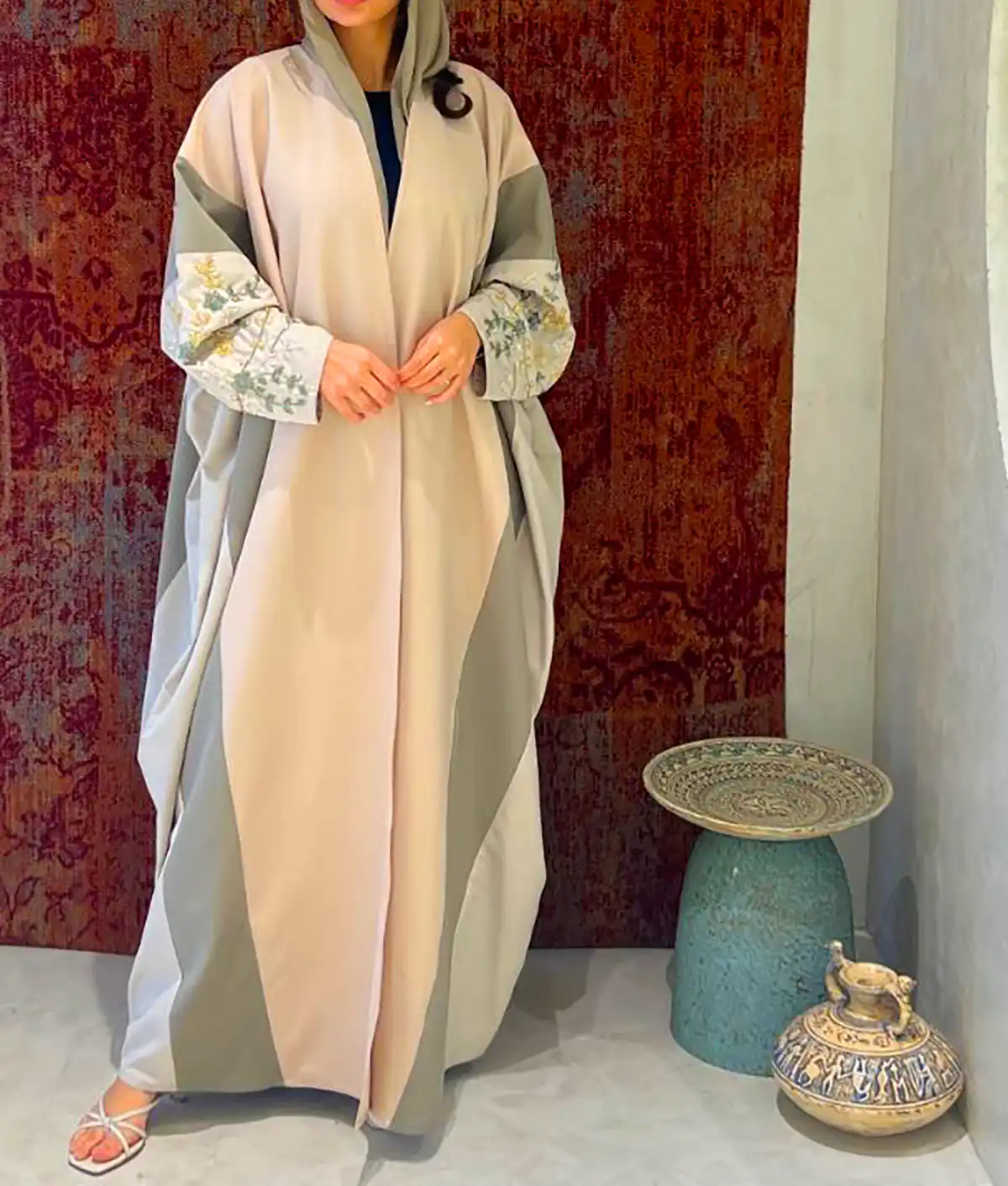 عبای مجلسی جدید (جدیدترین مدل های ترند امسال ۱۴۰۴ - ۲۰۲۵) عبای مجلسی جدید