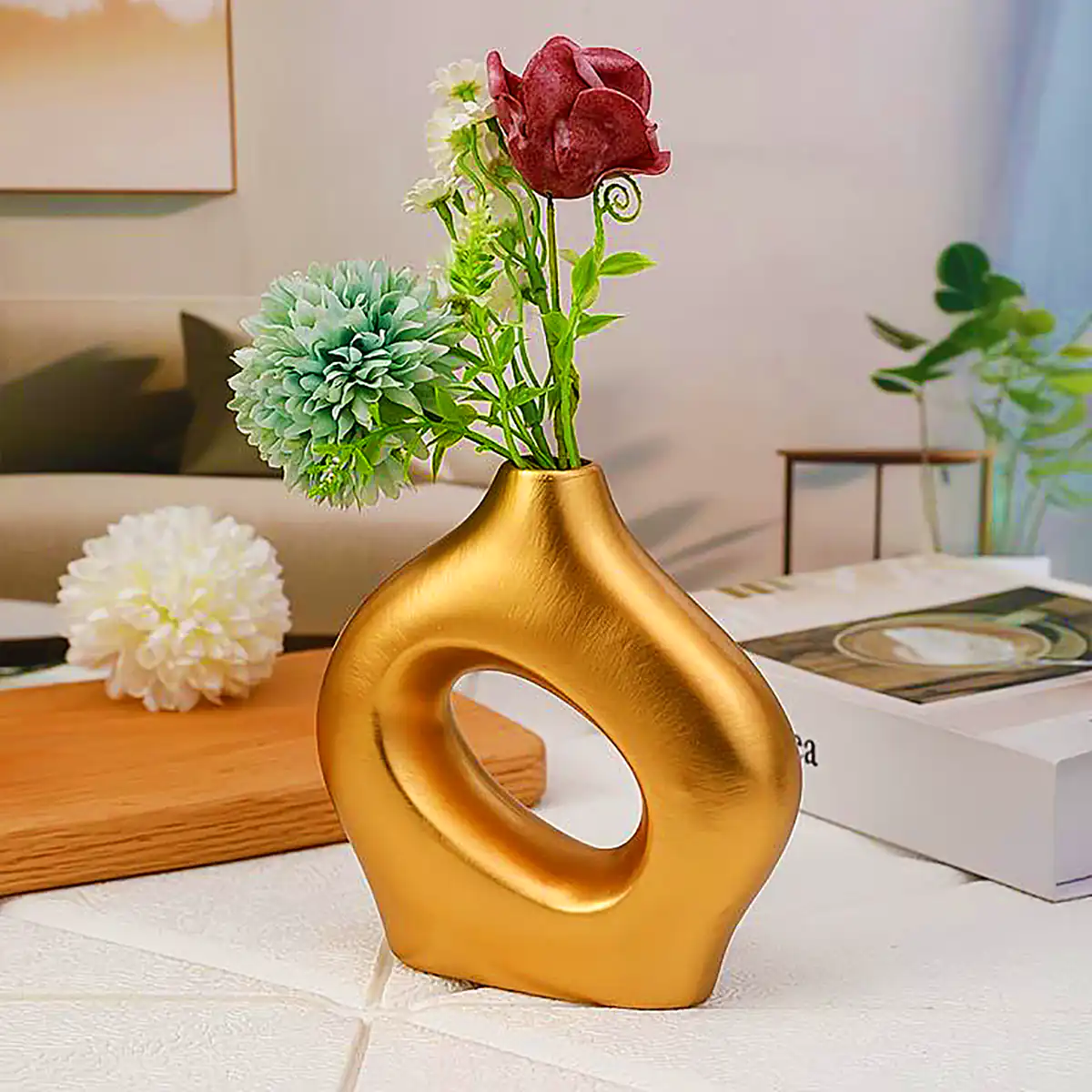گلدان گل سرامیکی طلایی
