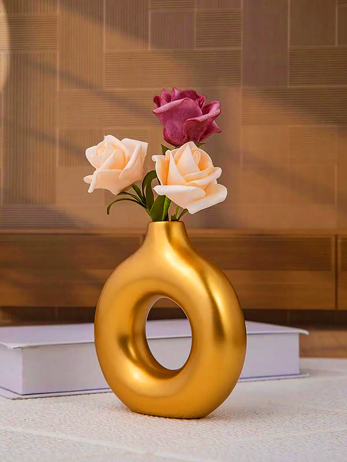 گلدان گل سرامیکی طلایی