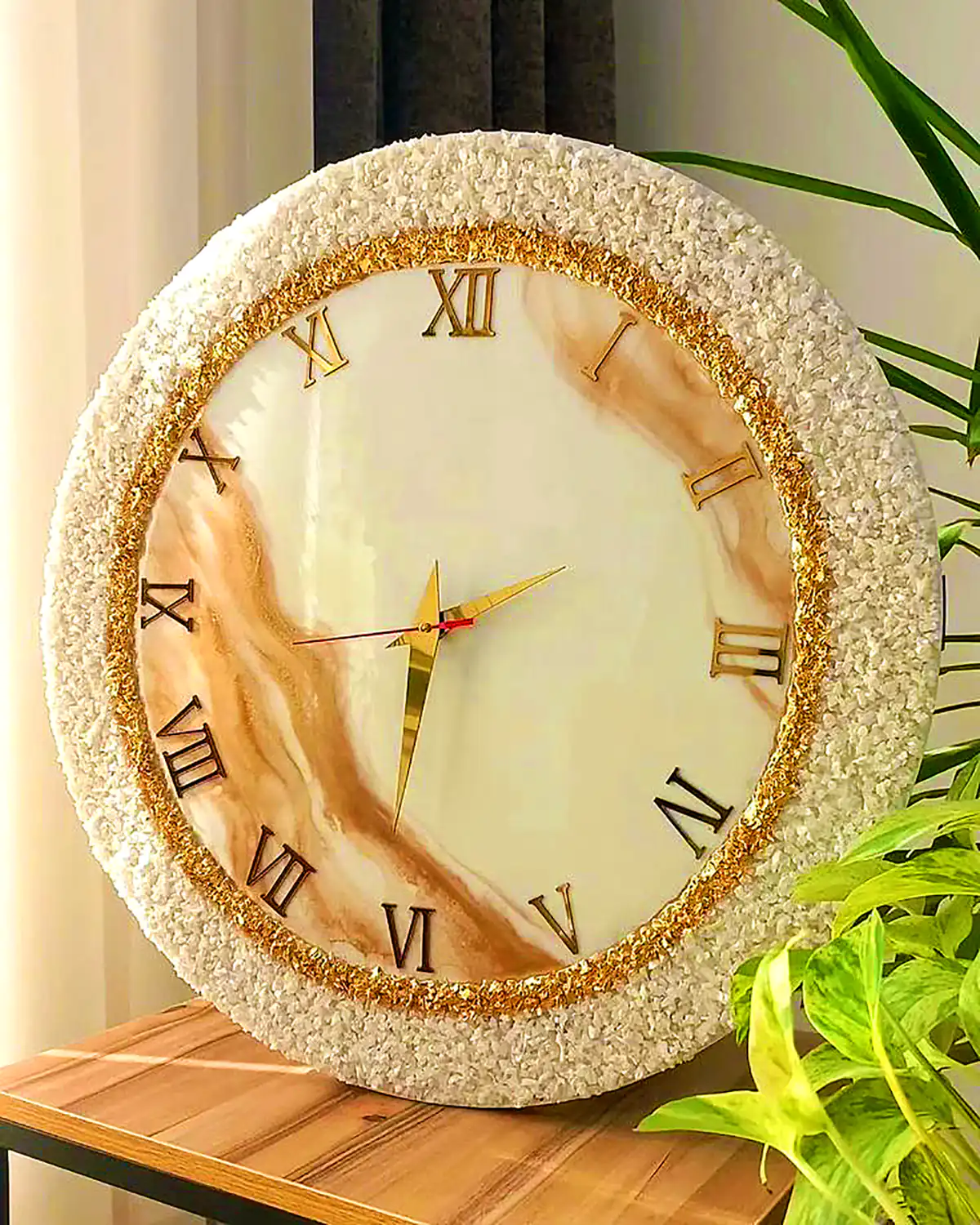 ساعت دیواری رزینی لاکچری 