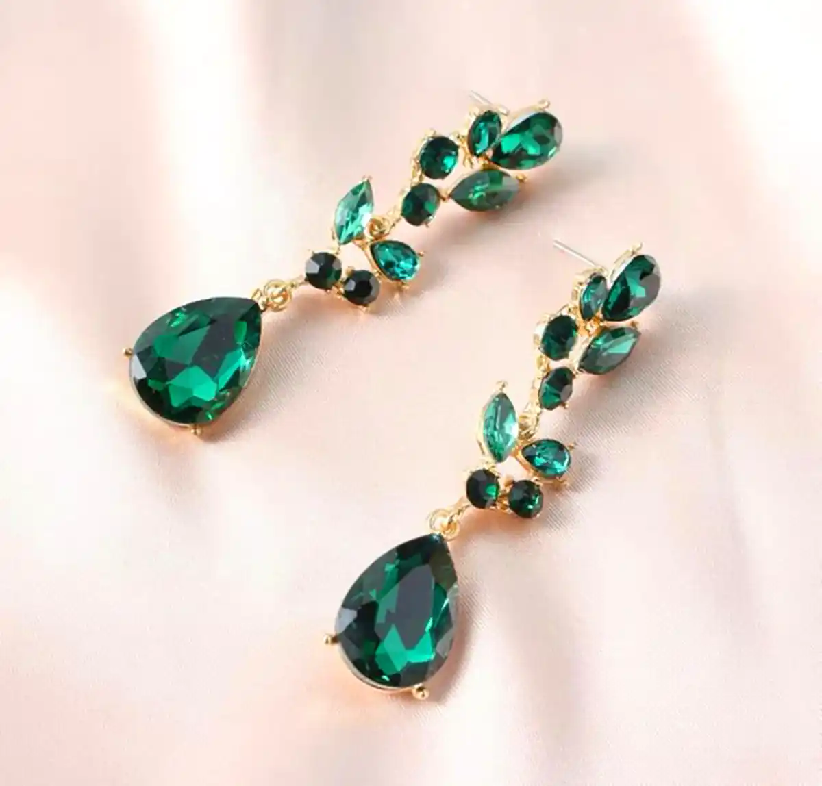 گوشواره گندم زمردی