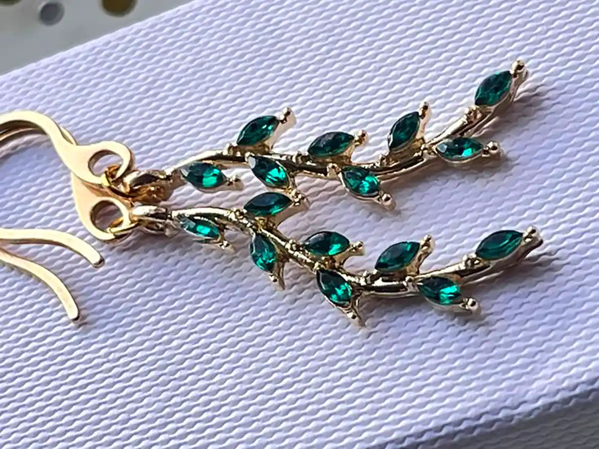 گوشواره گندم زمردی