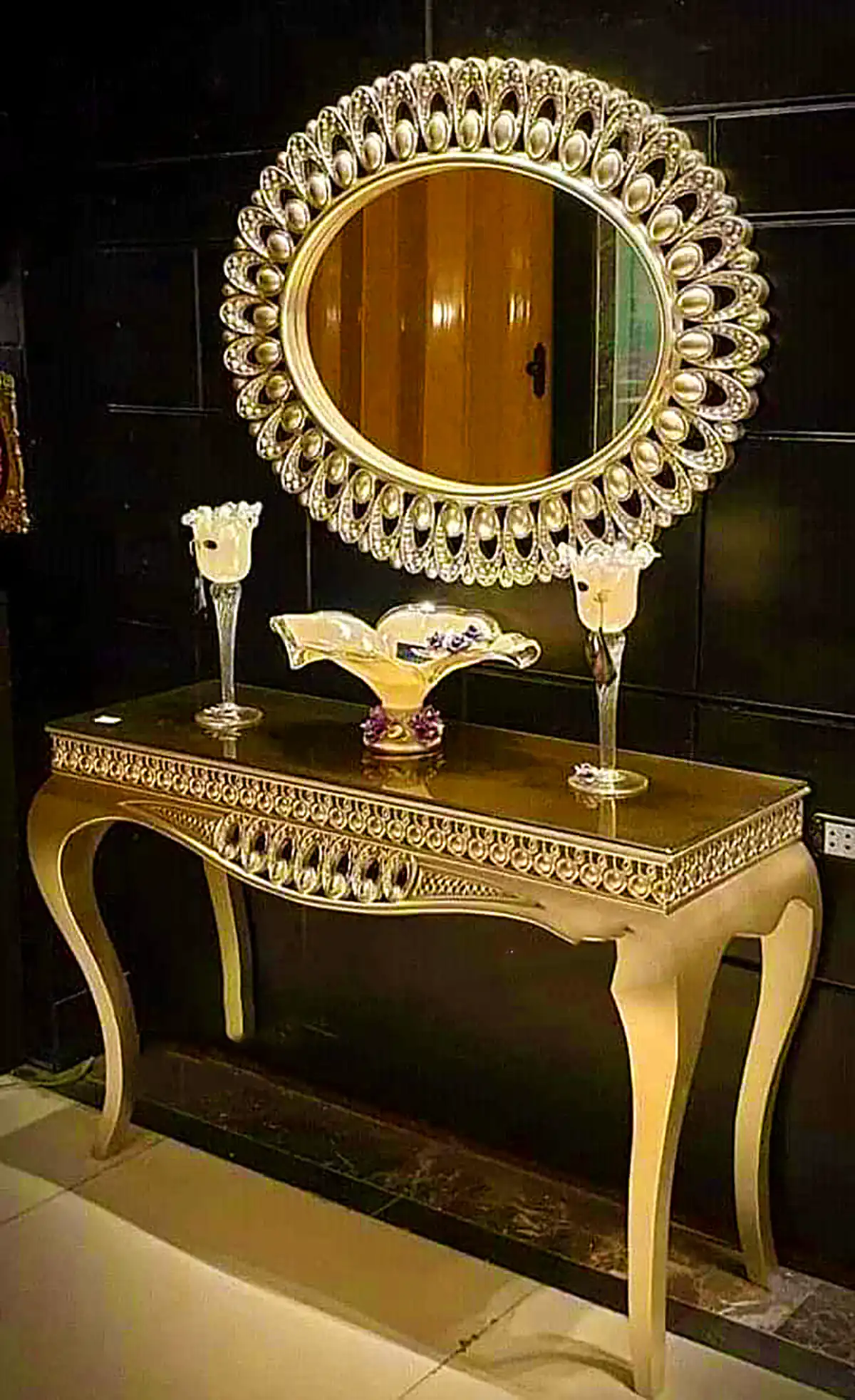 آینه دیواری مدور مدرن