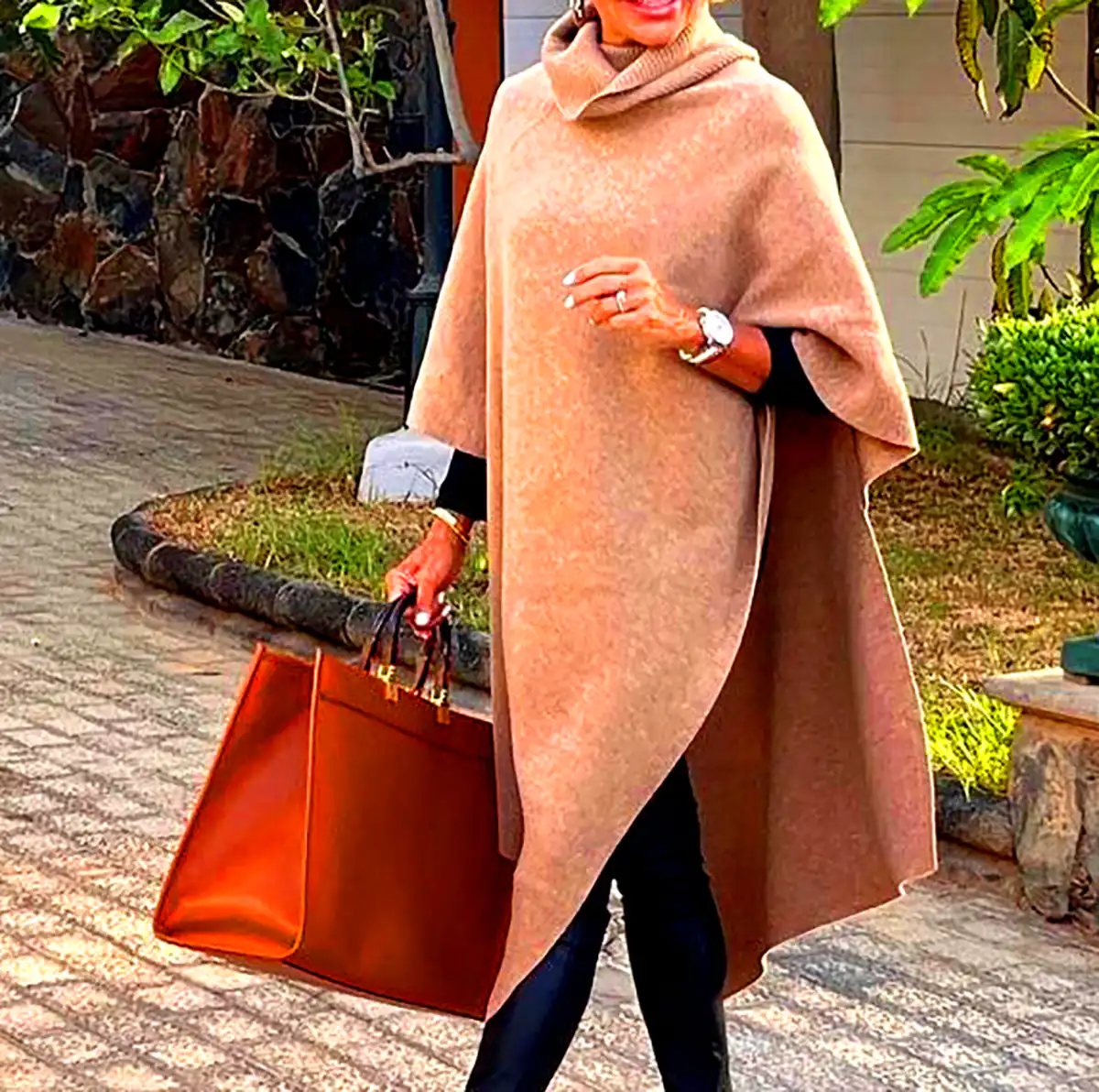 پانچ لوکس وارداتی