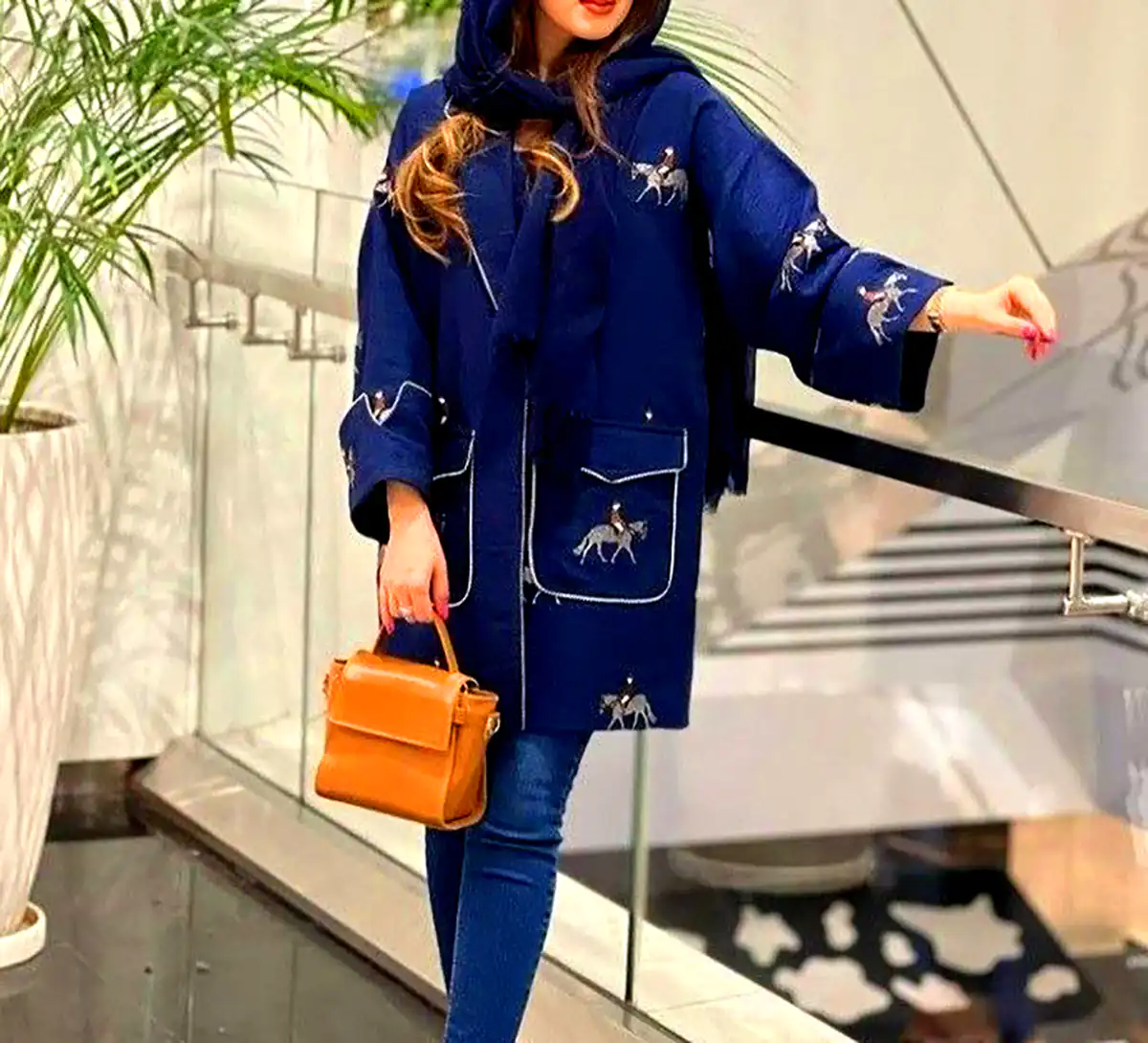 مانتو مشکی مزونی