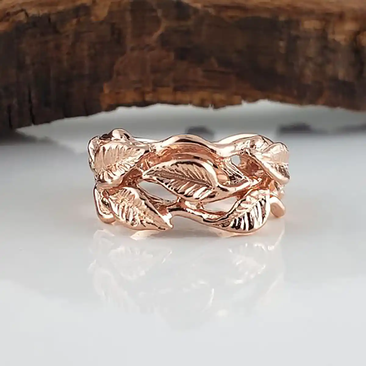 حلقه طلای لوکس و گرانبها
