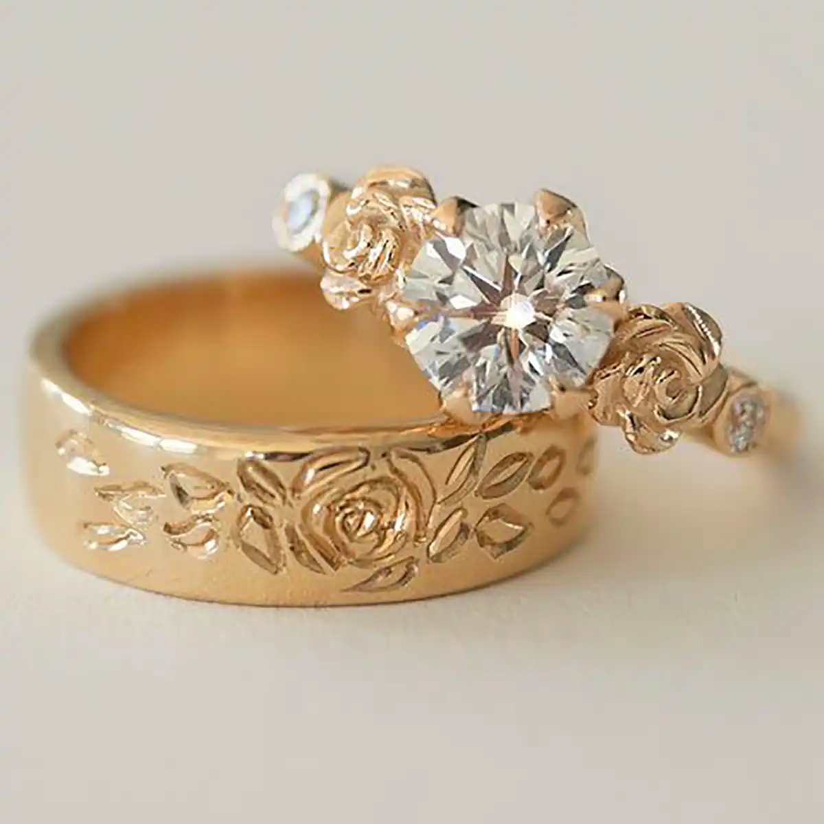 حلقه طلای لوکس و گرانبها