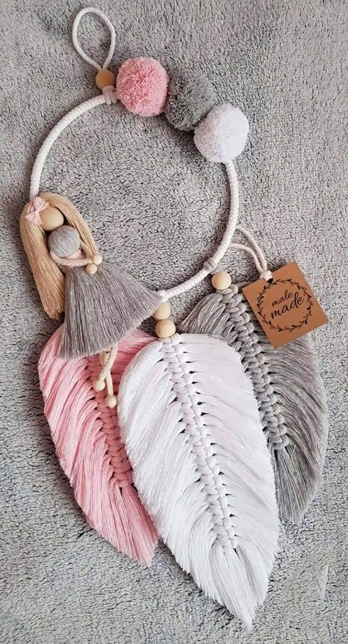 دیوارکوب فرشته مادر مکرومه