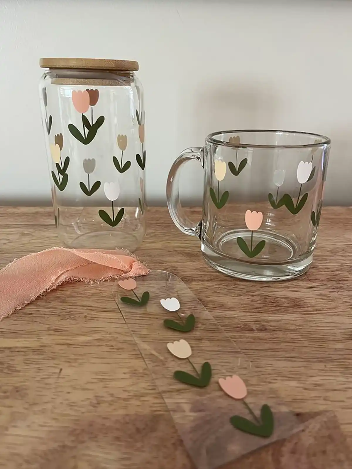 ماگ شیشه‌ای زیبا و کاربردی