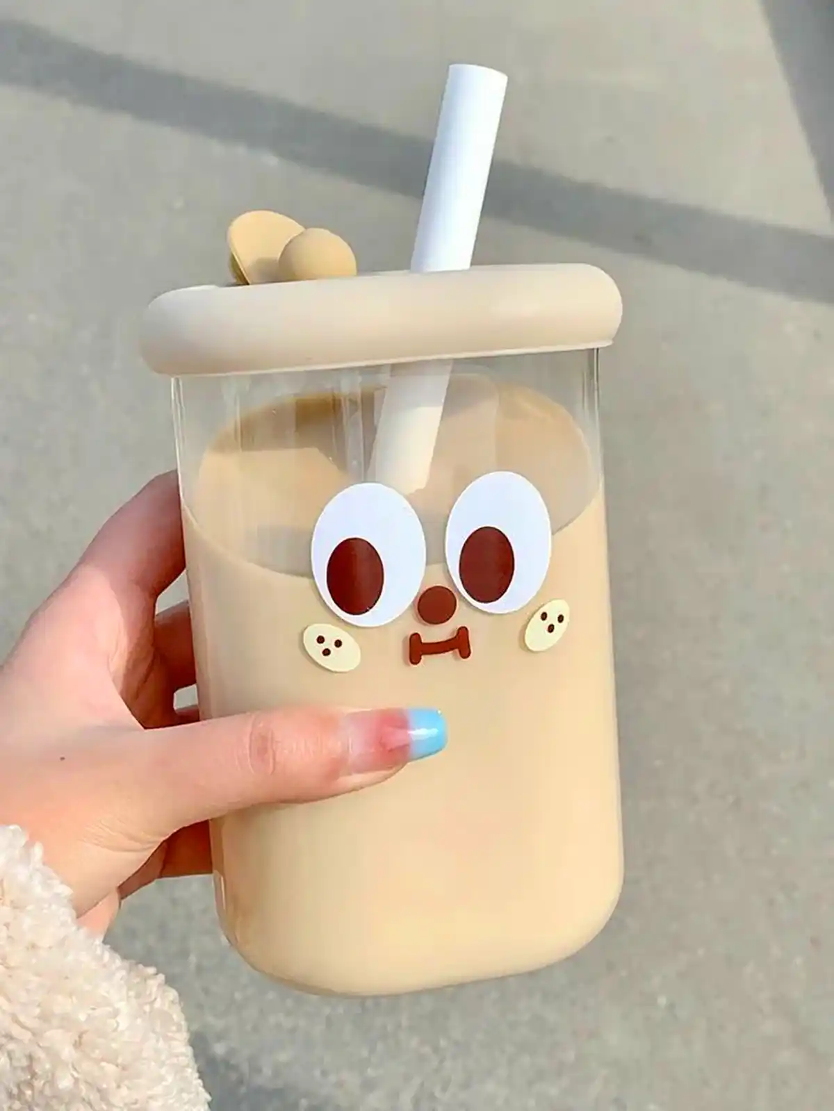 ماگ شیشه‌ای زیبا و کاربردی