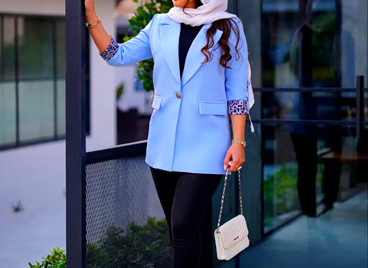 مانتو شیک آبی کمرنگ