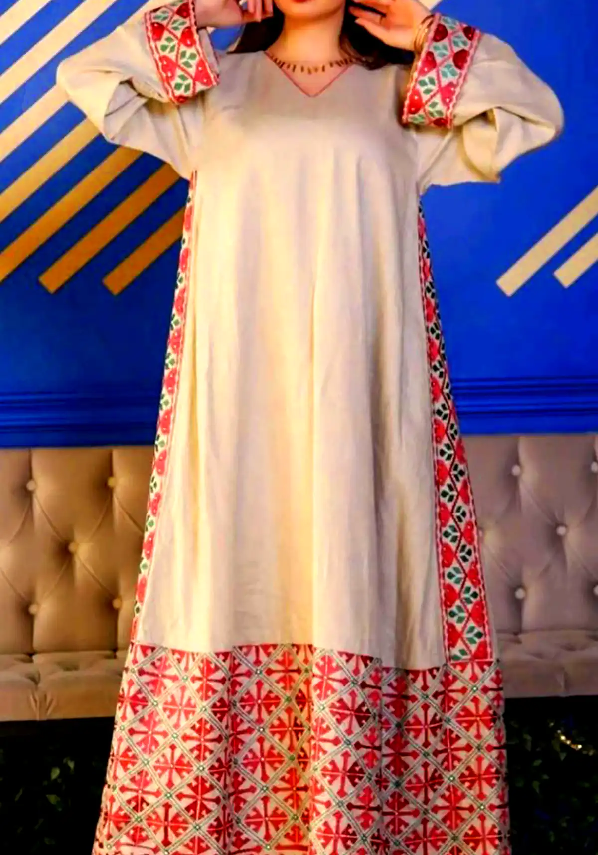 مانتو سفید سنتی