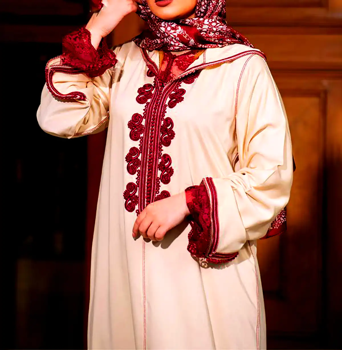 مانتو سفید سنتی
