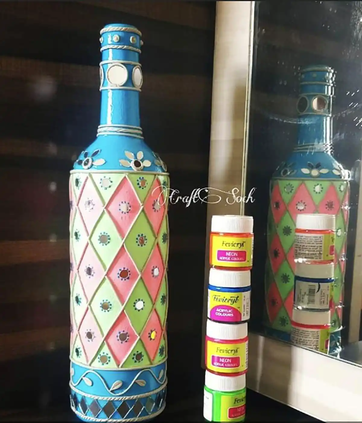 گلدان بطری شیشه ای
