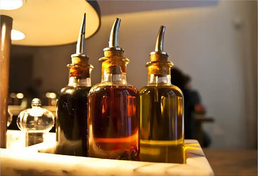 ست بطری شیشه ای روغن