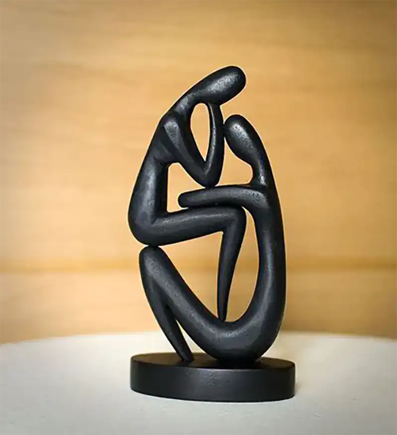 دکوری روی کنسول طرح انسان