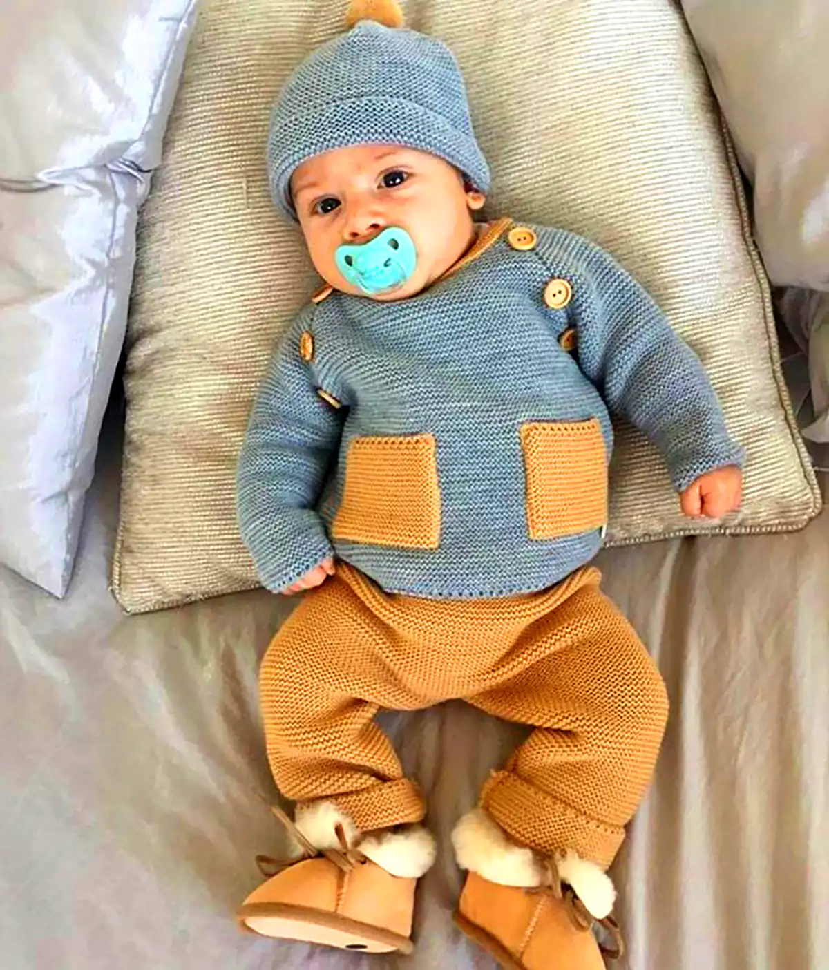 ست لباس کودک