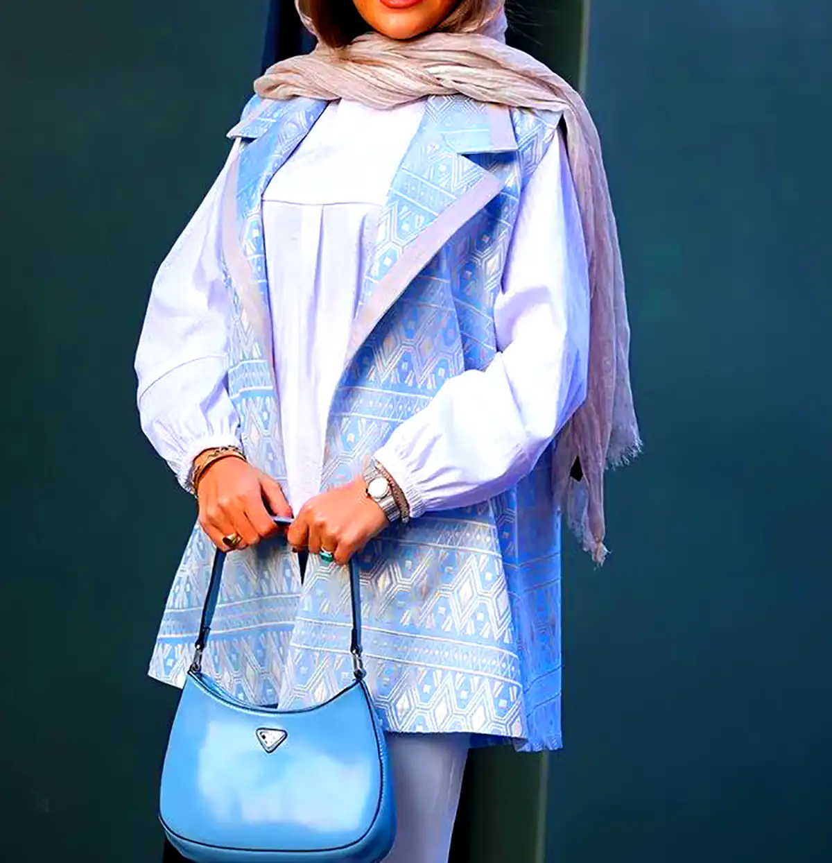 مانتو ژاکارد رنگی و شاد