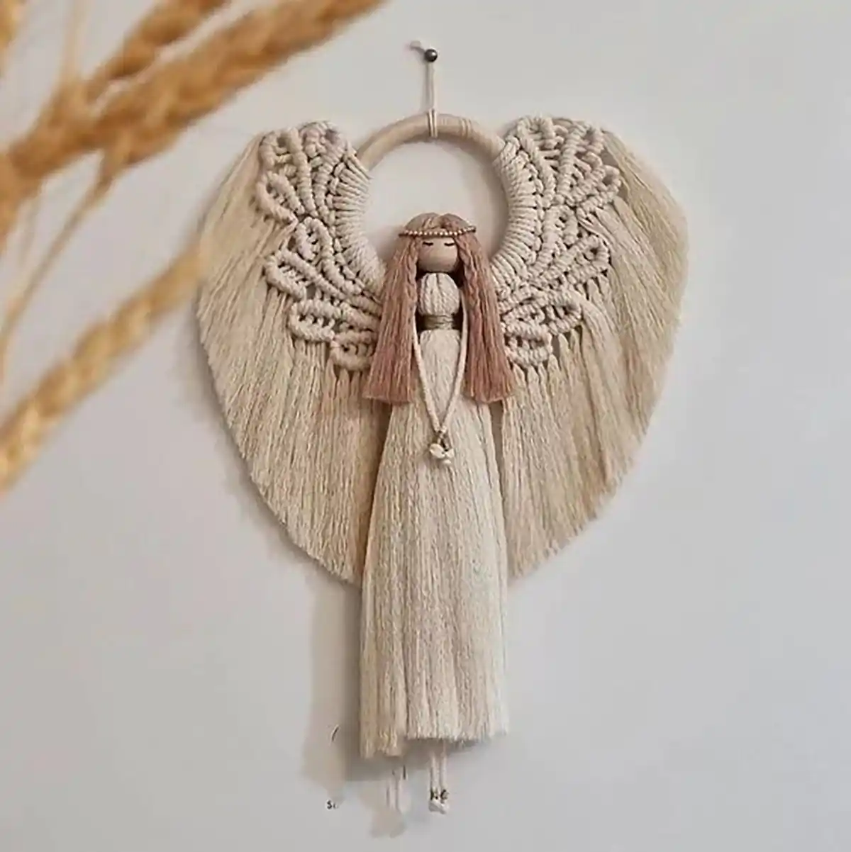 دیوارکوب فرشته مکرومه (جدیدترین مدل های ترند امسال ۱۴۰۴ - ۲۰۲۵) دیوارکوب فرشته مکرومه