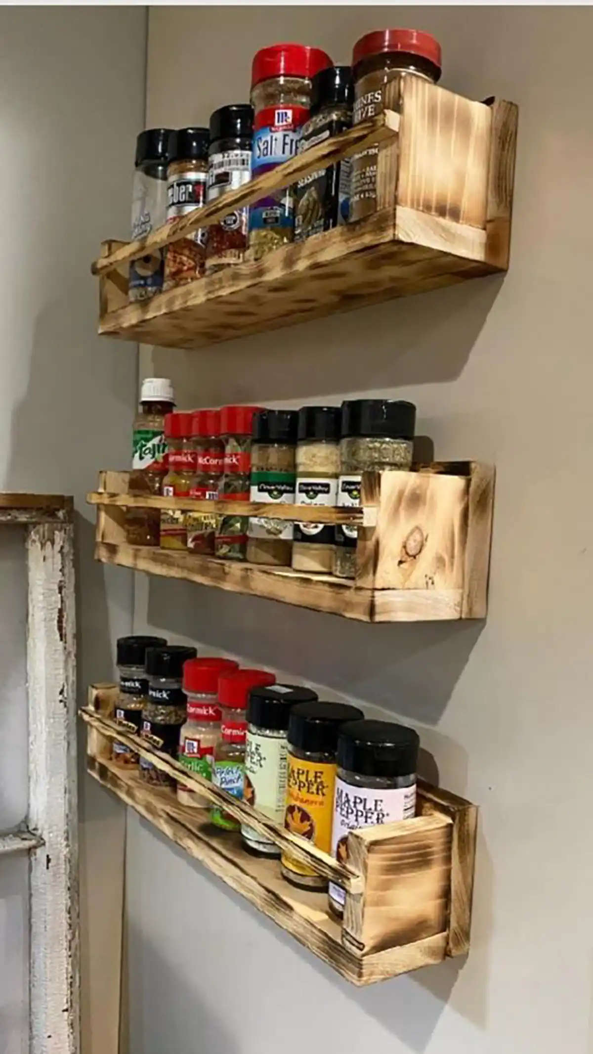 شلف جا ادویه ای