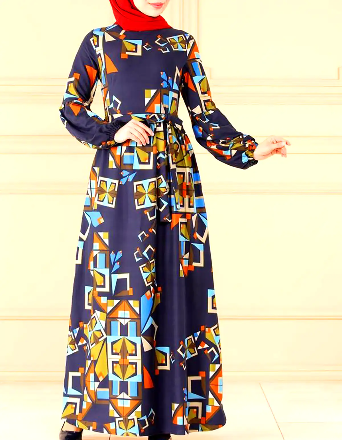 پیراهن طرحدار رنگی و شاد