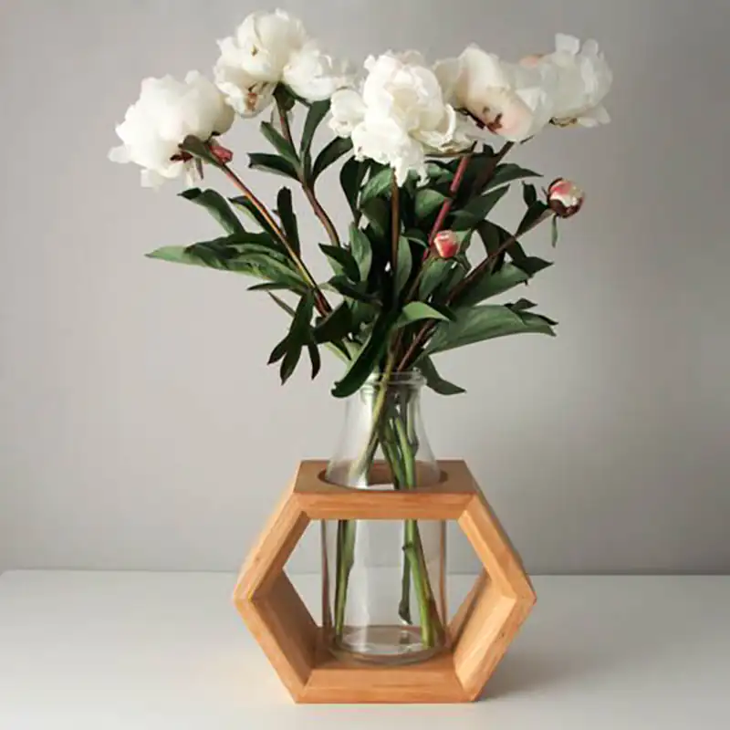 گلدان شش گوش چوبی با لوله شیشه ای (جدیدترین مدل های ترند امسال ۱۴۰۴ - ۲۰۲۵) گلدان شش گوش چوبی با لوله شیشه ای