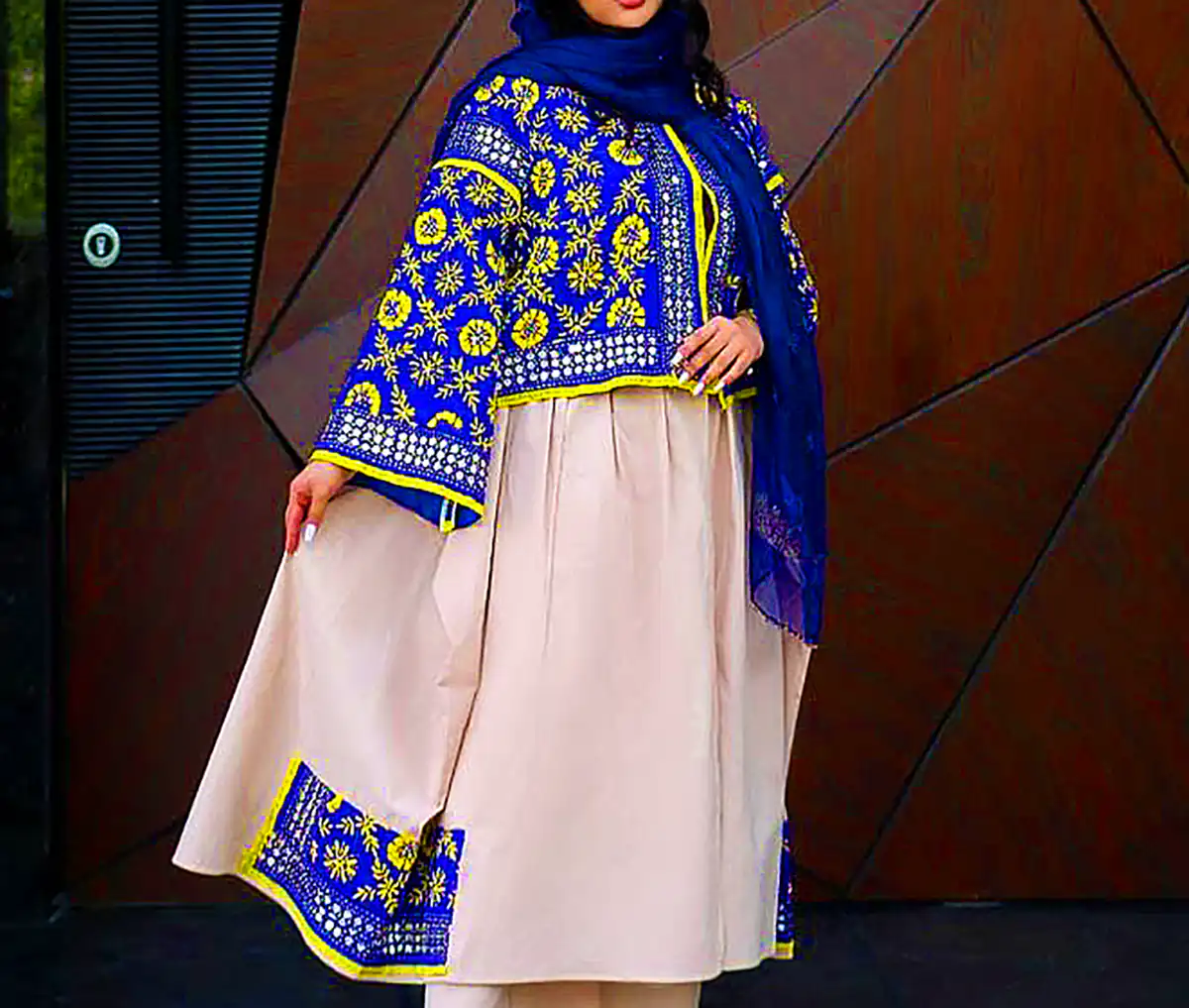 مانتو سنتی زیبا زنانه