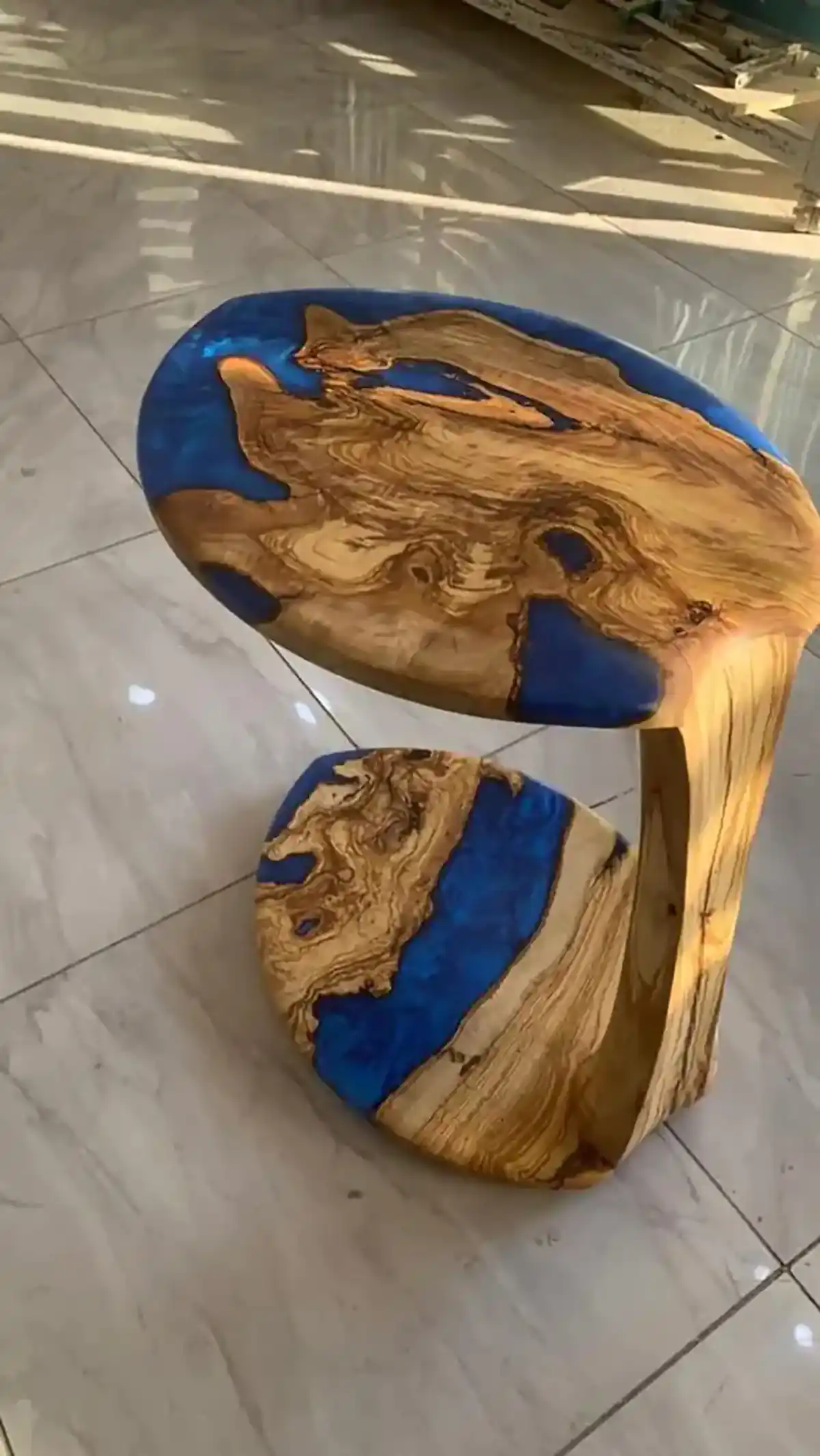 میز ترکیبی چوب و رزین اپوکسی (جدیدترین مدل های ترند امسال ۱۴۰۴ - ۲۰۲۵) میز ترکیبی چوب و رزین اپوکسی