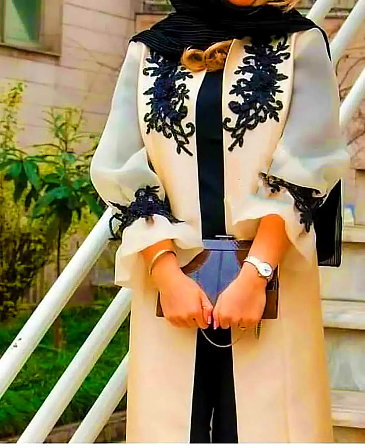 مانتو مجلسی سفید شیری