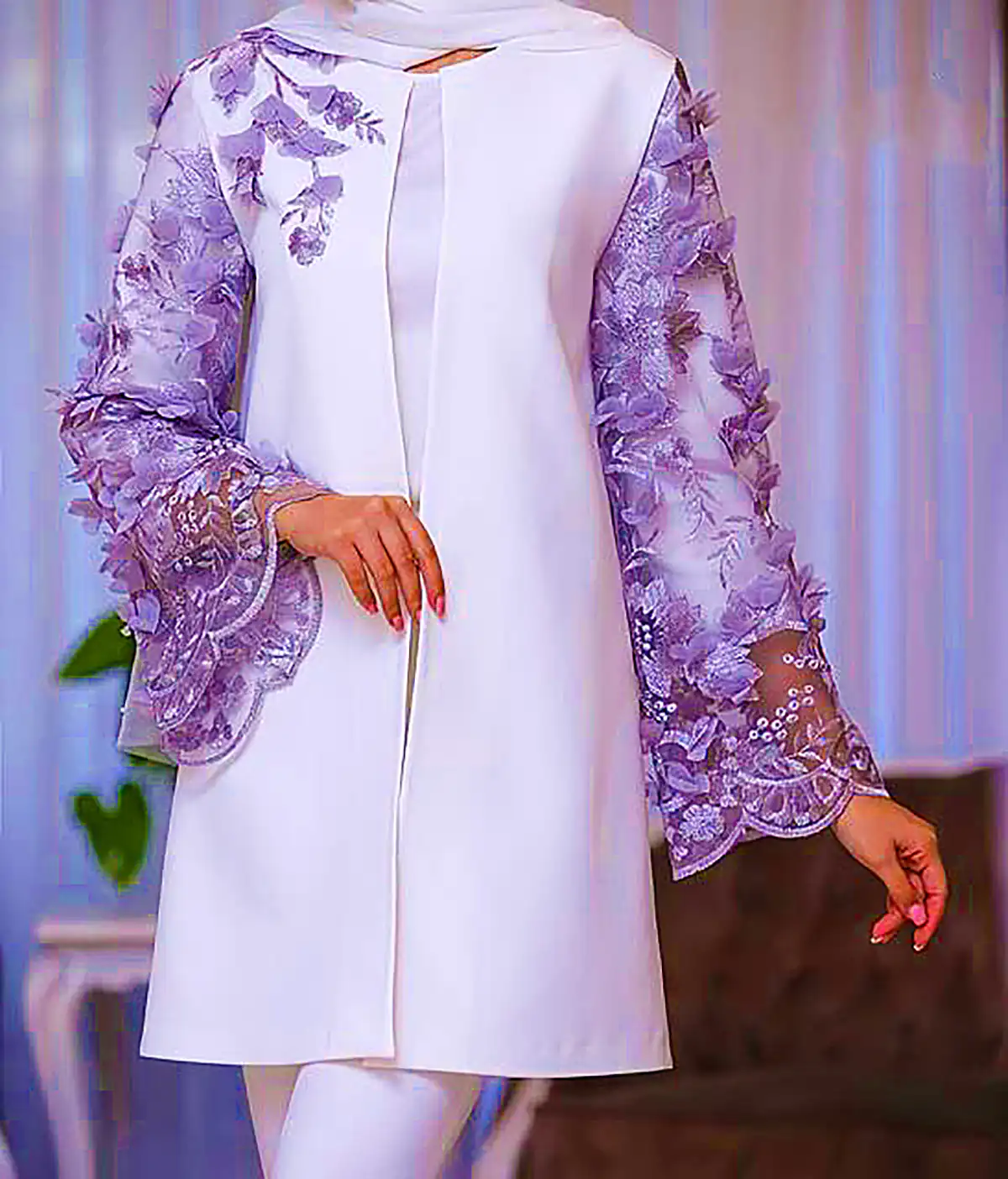 مانتو مجلسی سفید شیری