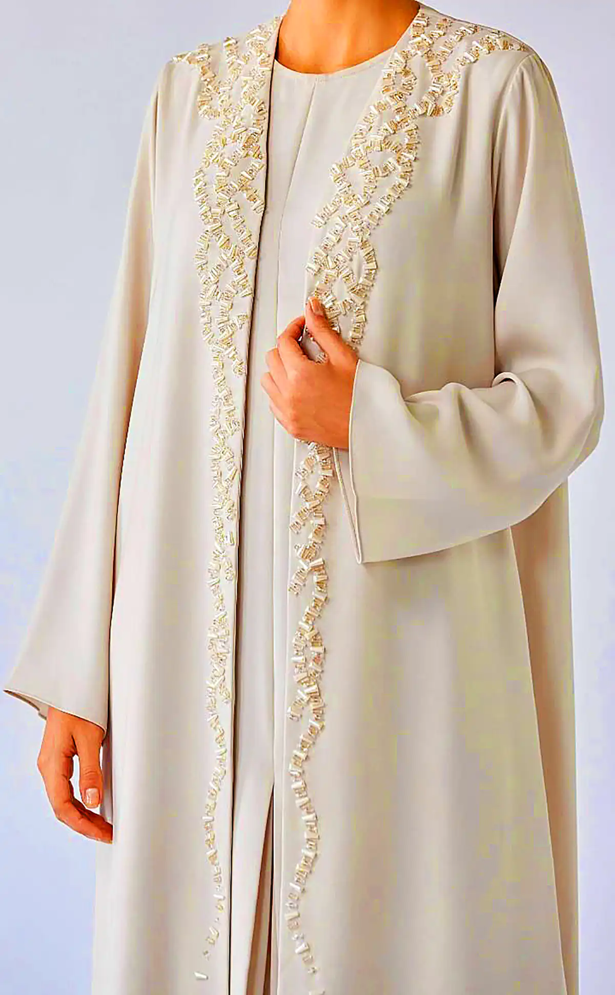 مانتو مجلسی سفید شیری