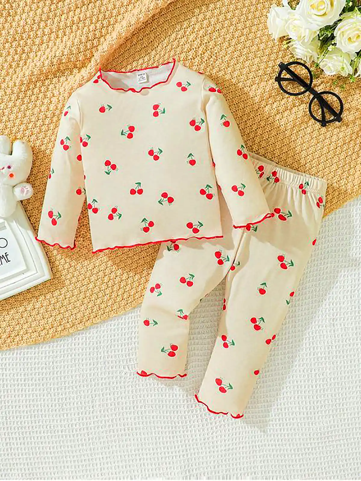 بلوز شلوار گیلاسی دخترونه