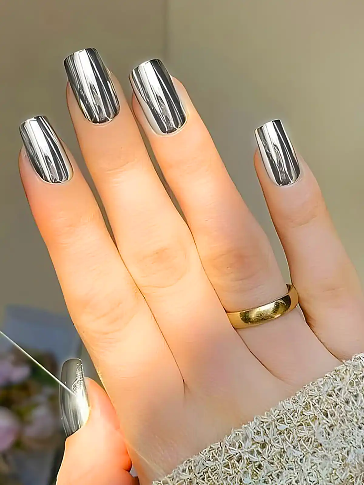 طرح ساده و تک رنگ برای ناخن