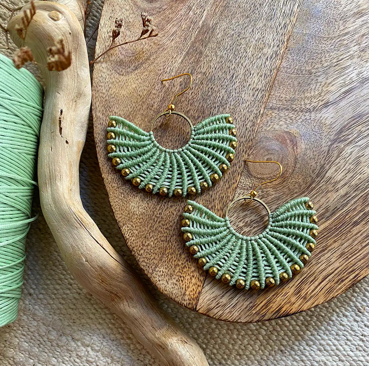 گوشواره ساده و رنگی دستساز