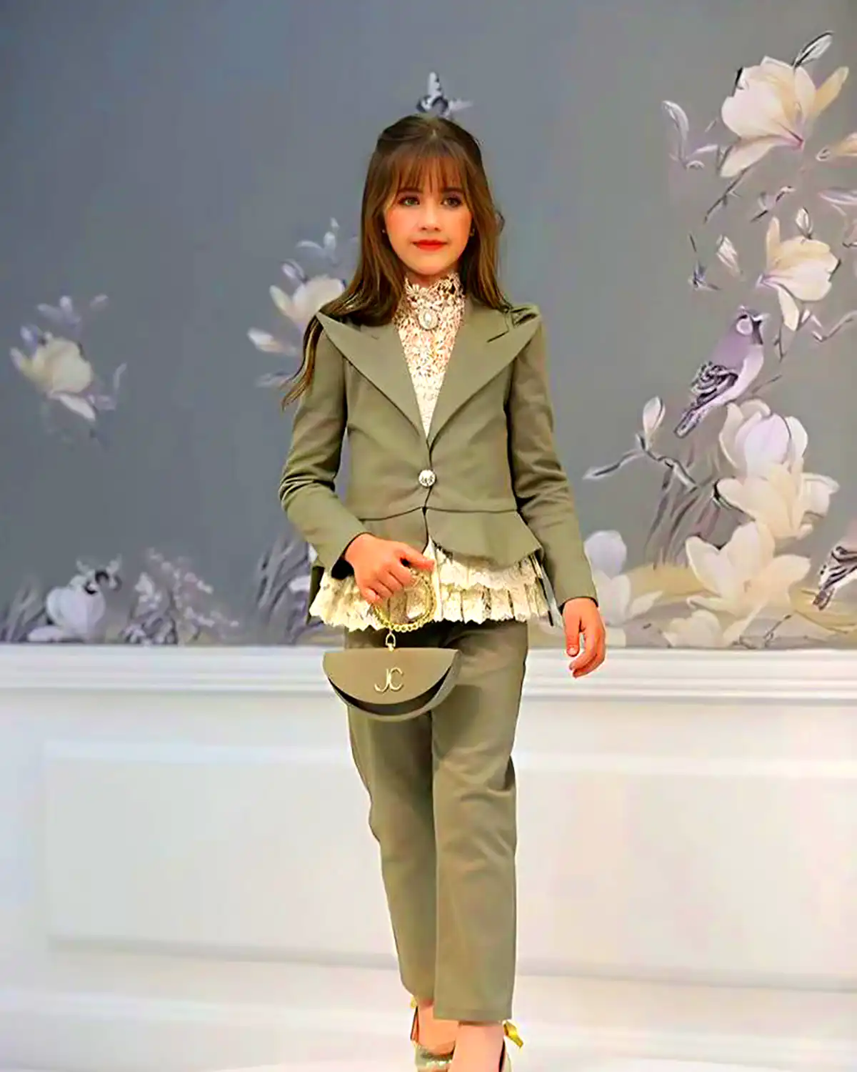 لباس گرم پائیزی بچگانه