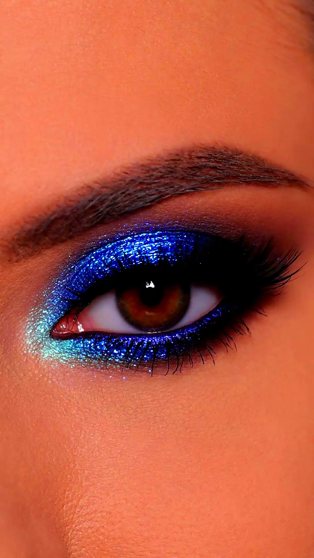 میکاپ چشم آبی
