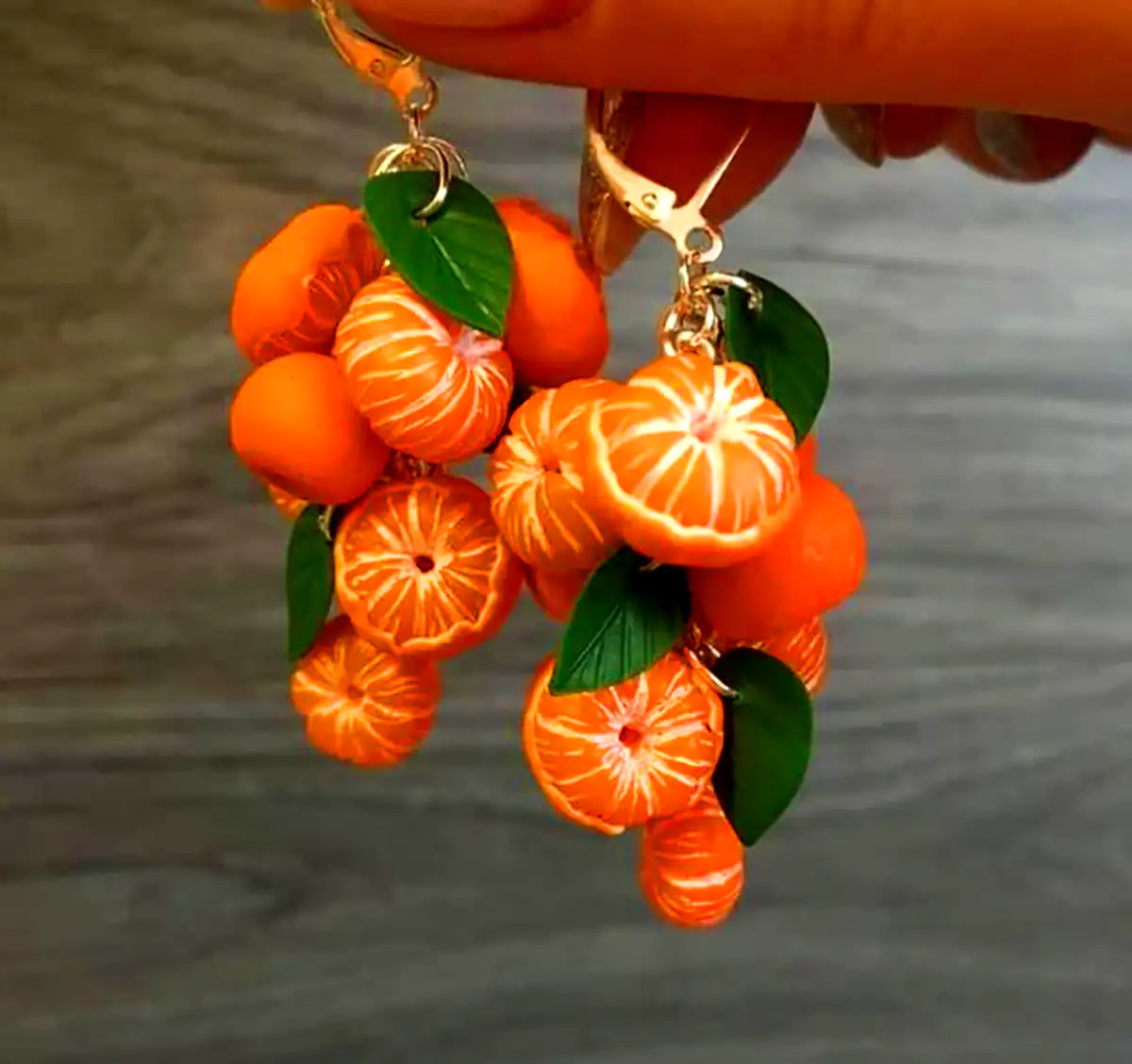 گوشواره خوشمزه رنگی