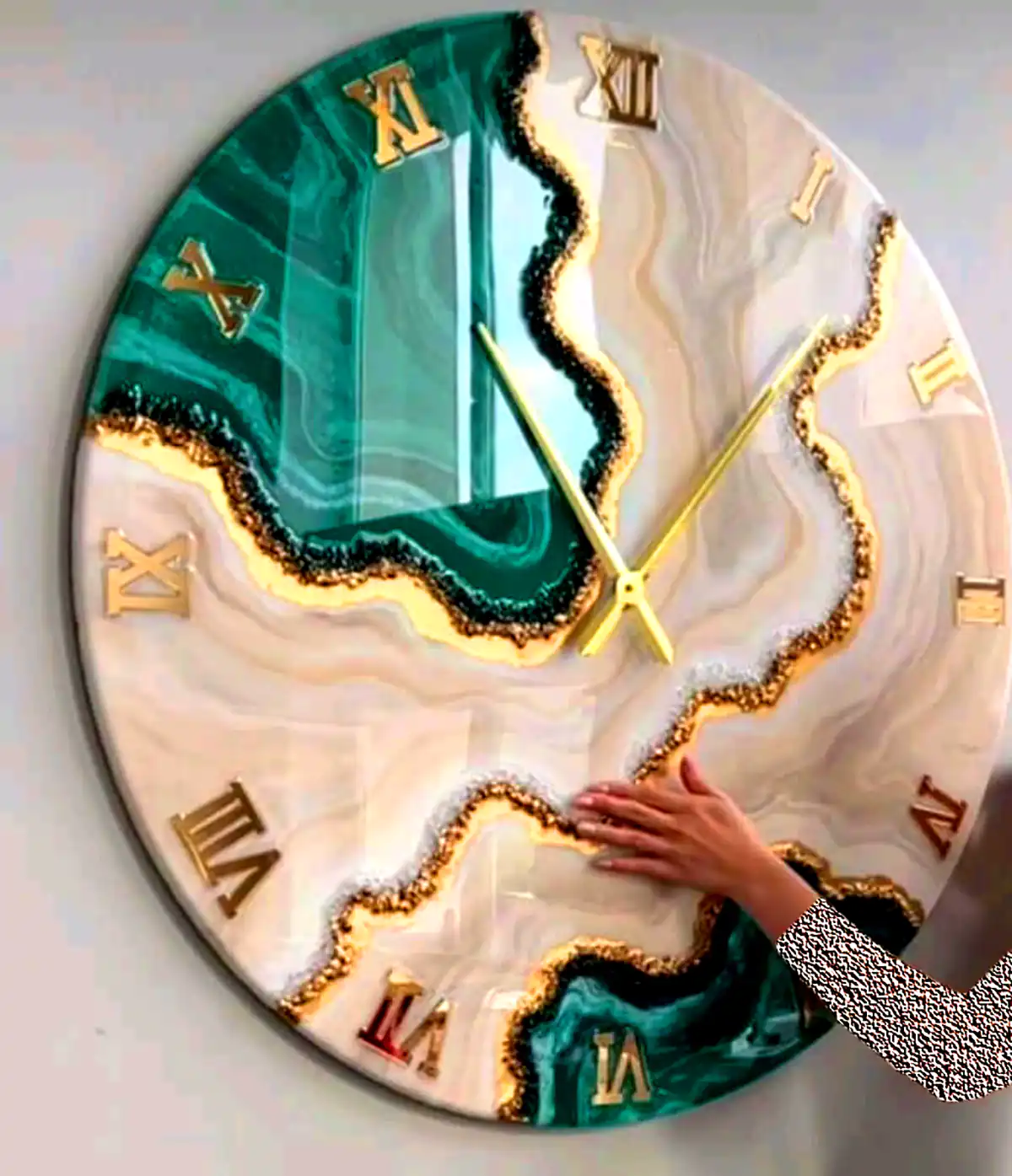 ساعت دیواری رزینی جدید
