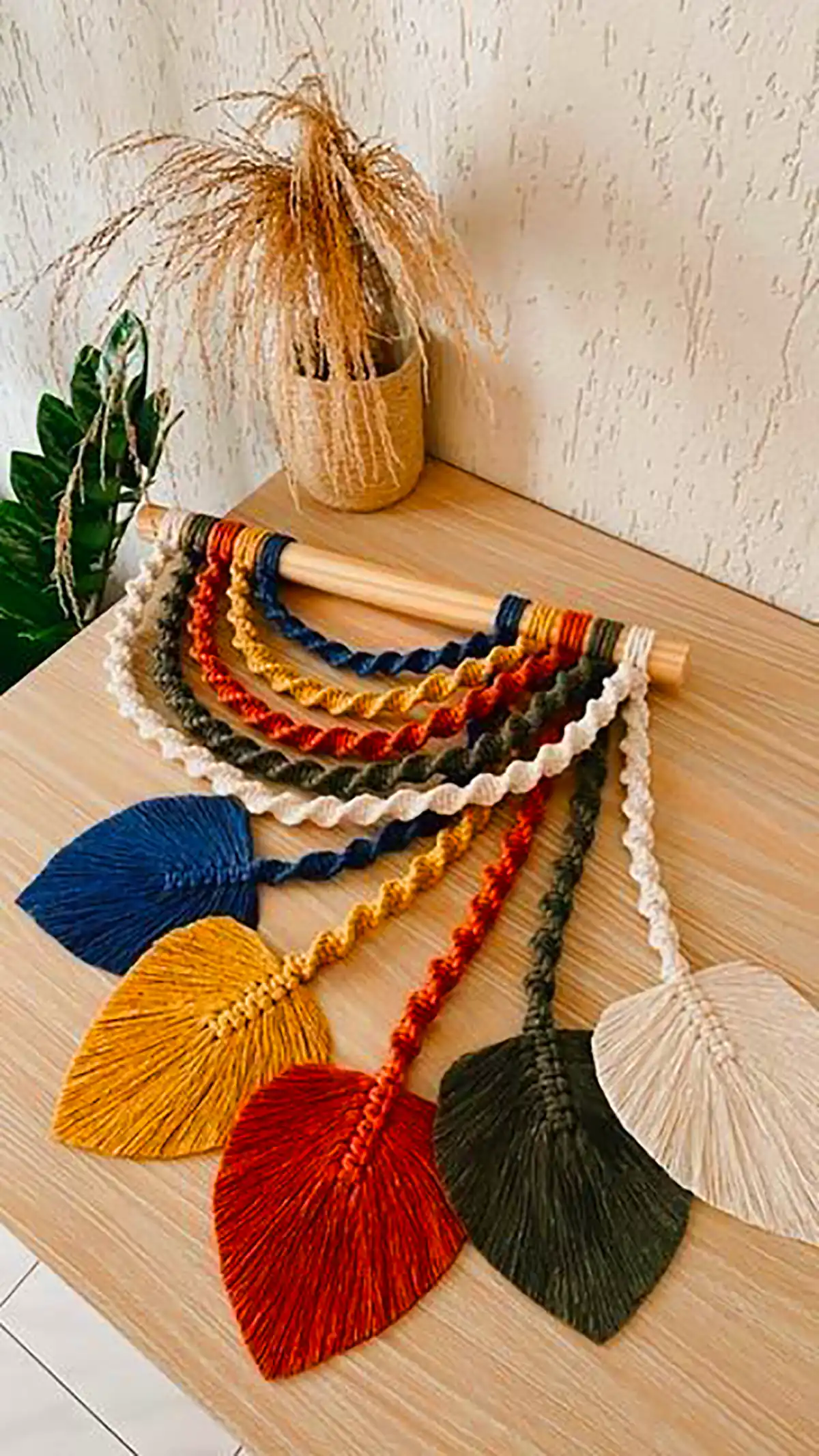 مدلهای خاص دیوارکوب مکرومه (جدیدترین مدل های ترند امسال ۱۴۰۴ - ۲۰۲۵) مدل های خاص دیوارکوب مکرومه