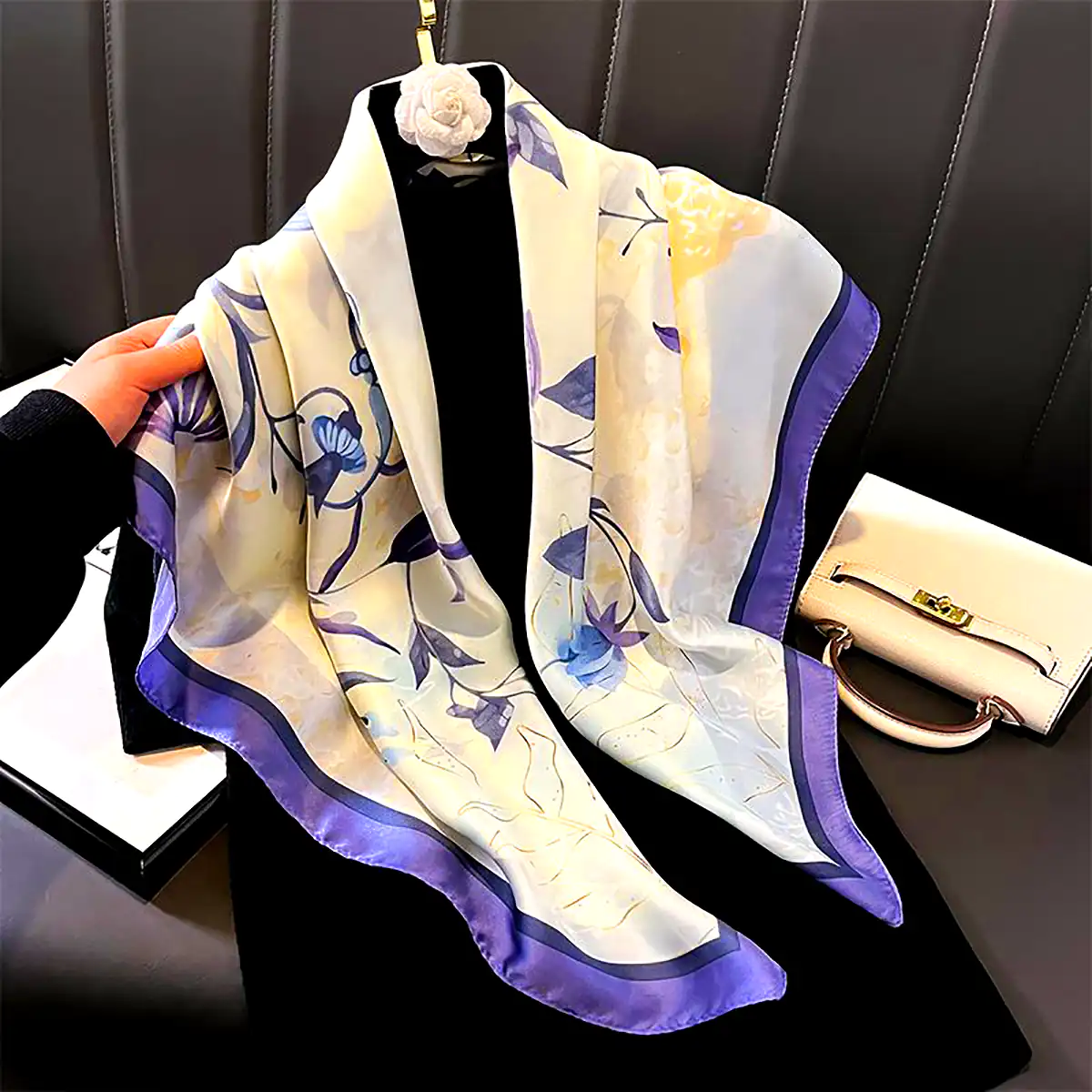 روسری‌ ساتن زنونه 