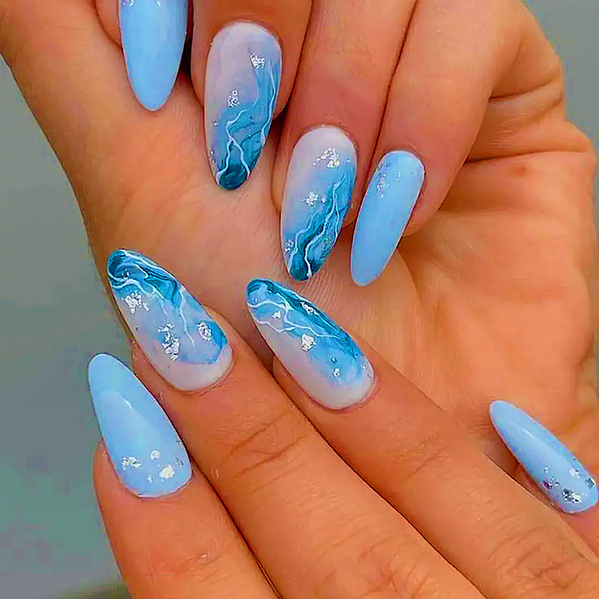 طراحی ناخن آبی ماربل