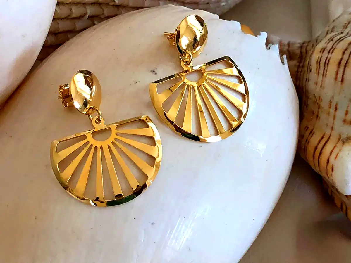 گوشواره خاص زنانه (جدیدترین مدل های ترند امسال ۱۴۰۴ - ۲۰۲۵) گوشواره خاص زنانه