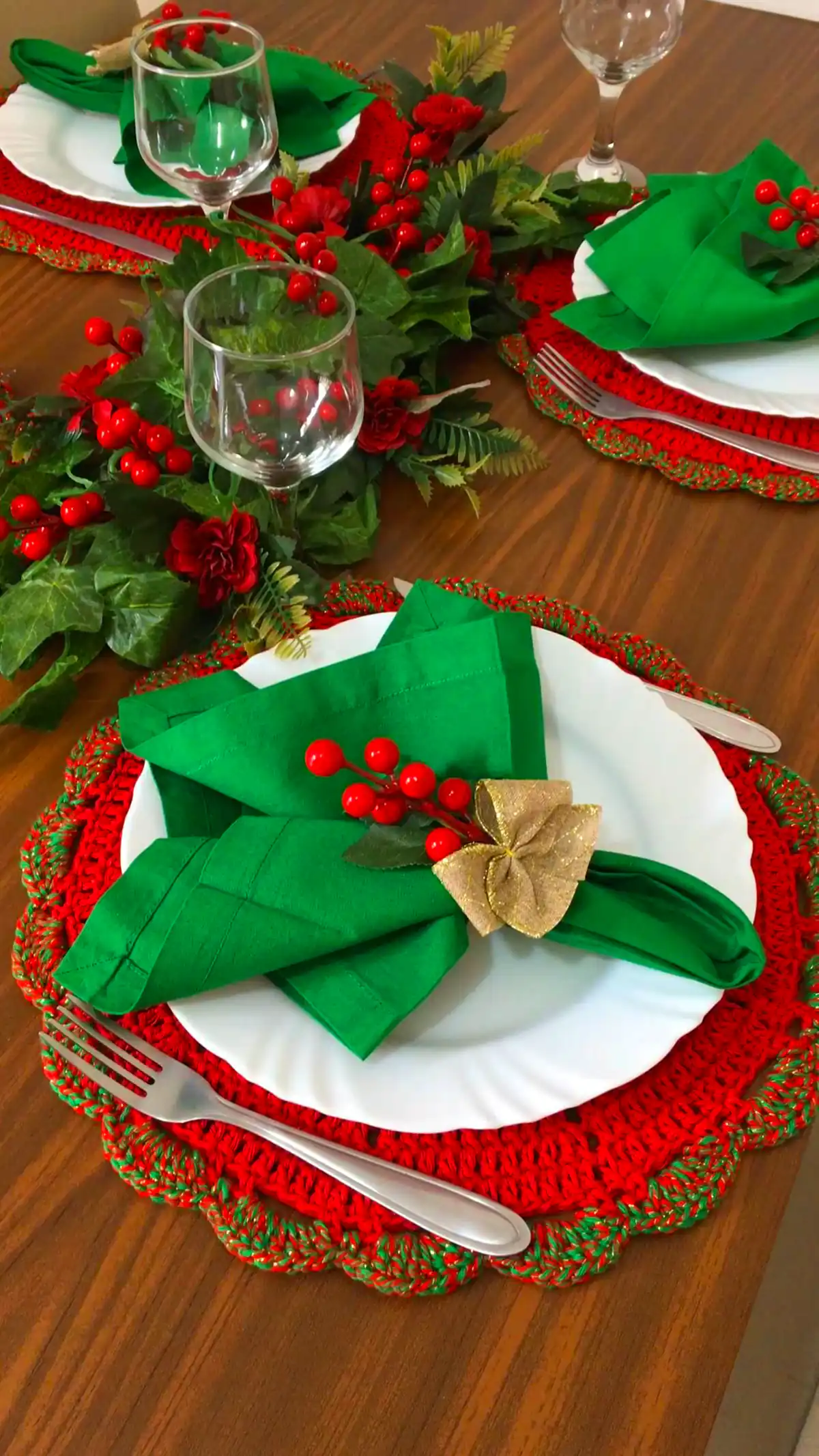 چیدمان کریسمسی میز غذا خوری