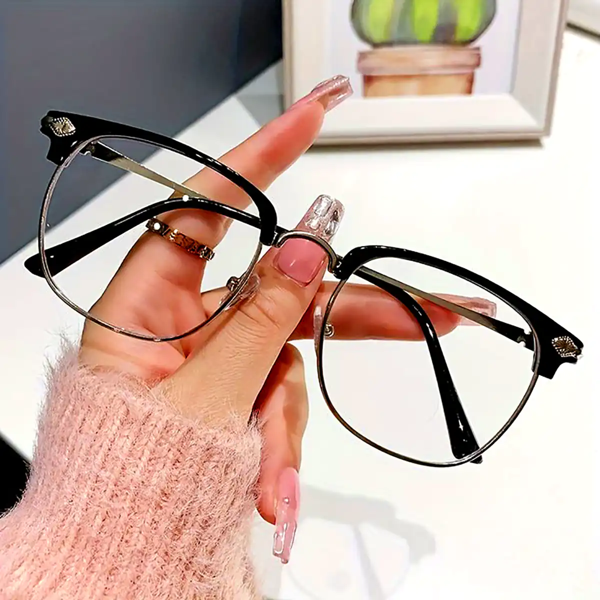 عینک گربه ای کلاسیک و جذاب