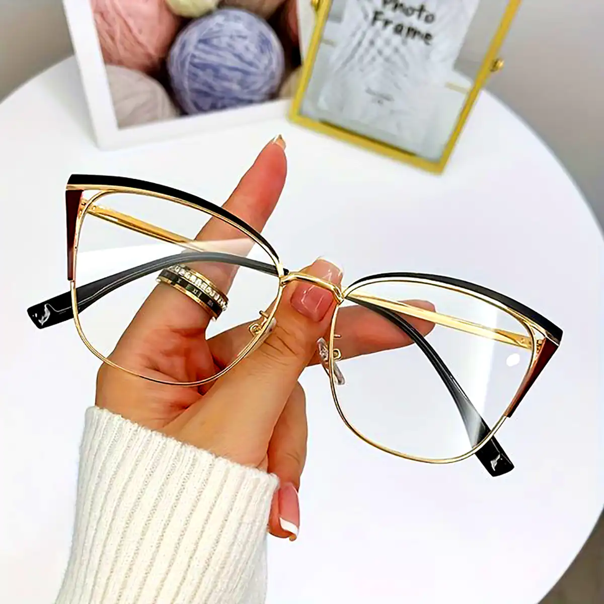 عینک گربه ای کلاسیک و جذاب