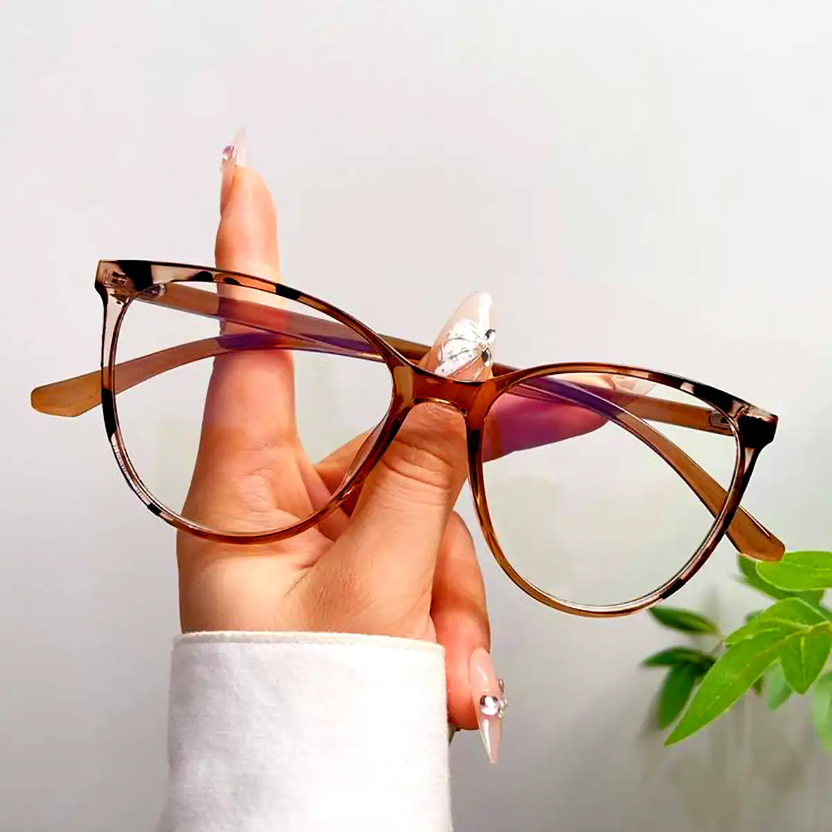 عینک گربه ای کلاسیک و جذاب