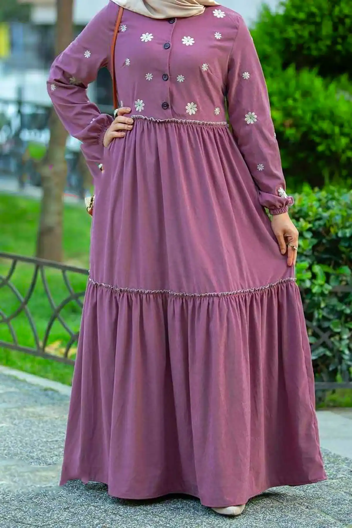 پیراهن یقه گرد نخی ساده