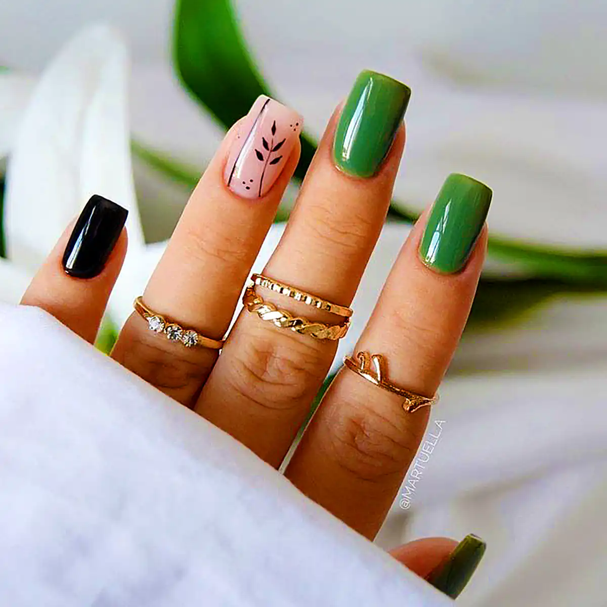 طرح ناخن سبز باکلاس ۲۰۲۴ 