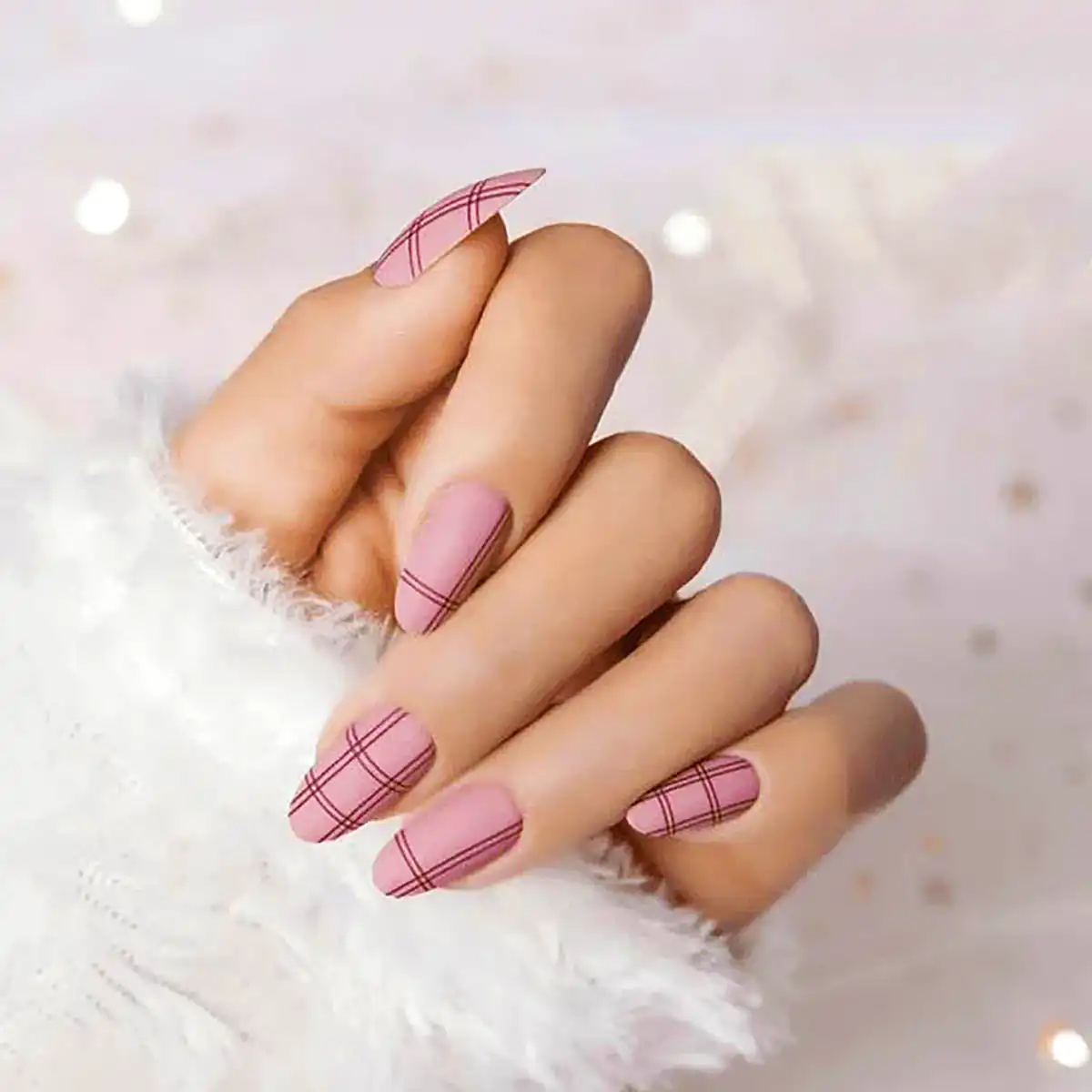 طرح ناخن مدرن بربری