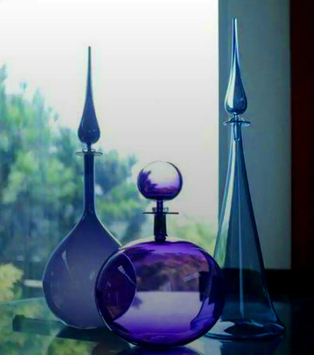 بطری رنگی شیشه ای